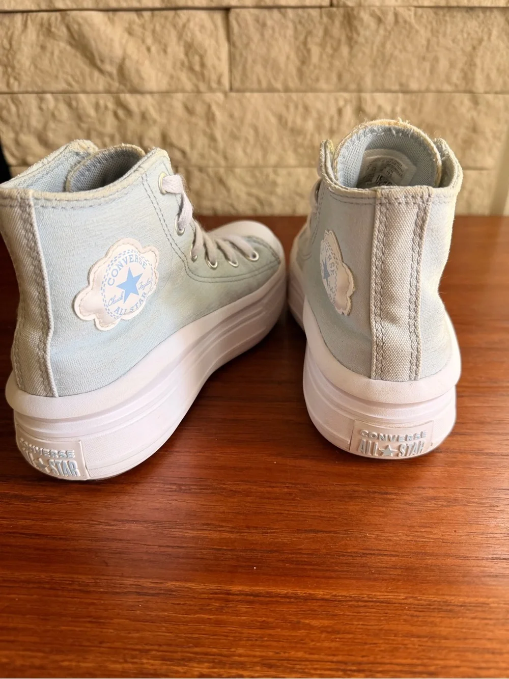 Converse kids high